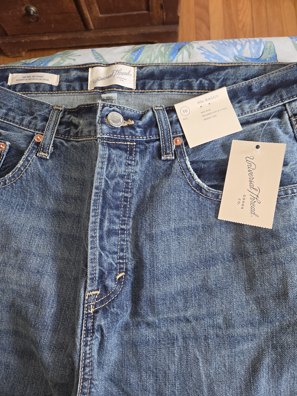 Universal Threads Womens 90s Baggy Denim Jeans - Blue